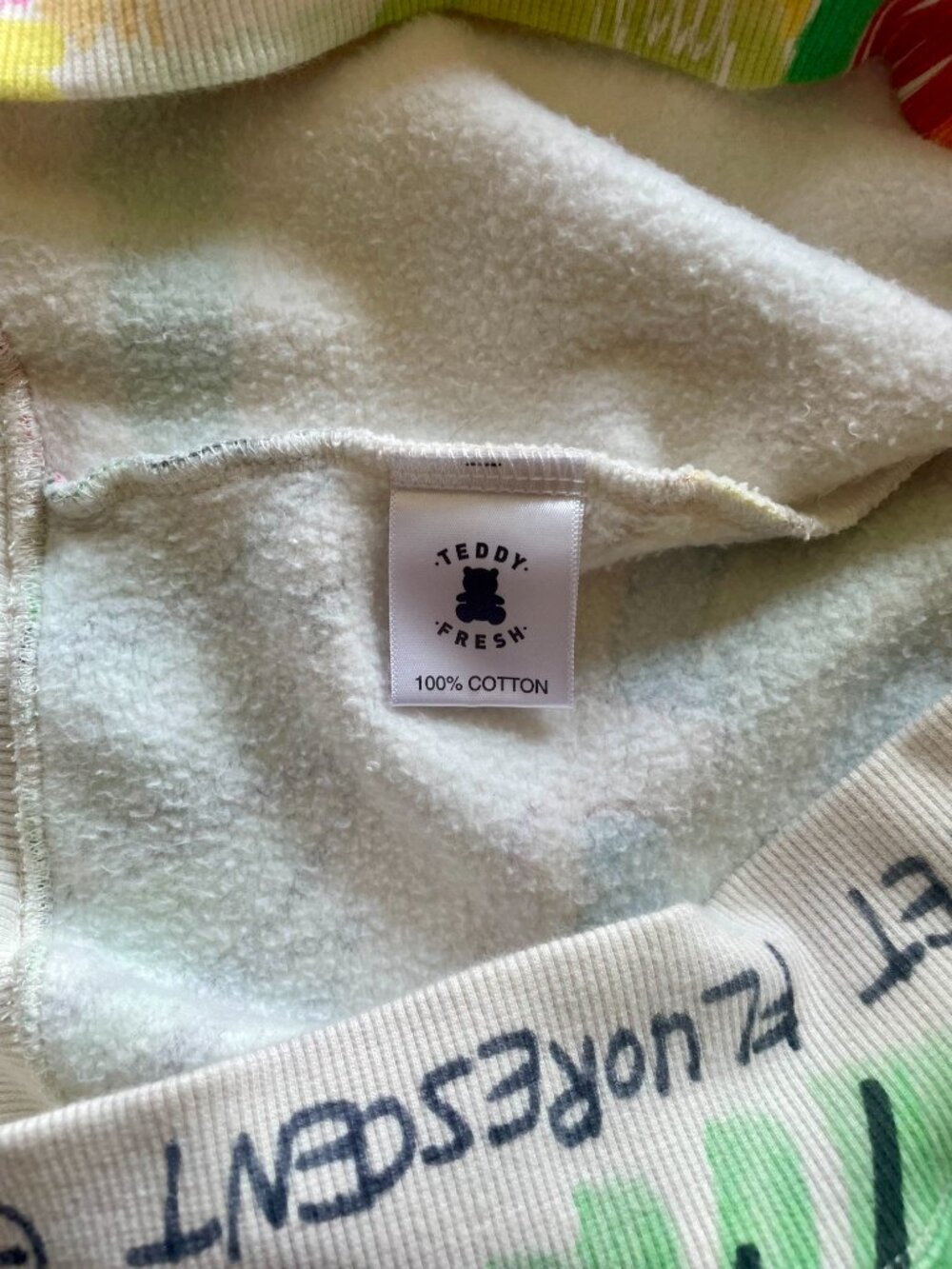 Teddy Fresh Unisex Let It Rain Hila Klein Doodles Crewneck Sweatshirt size Small - Picture 11 of 12